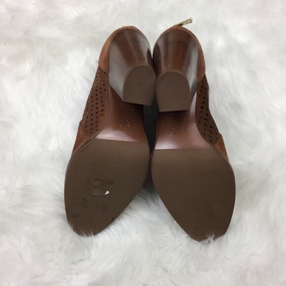 Diane Von Furstenburg 8.5 Womens NWOB Brown Suede Auletta Perforated Booties - Picture 6 of 7